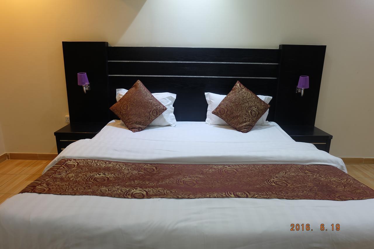 Talin Star Suites Riadh Exterior foto